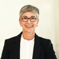 Simone